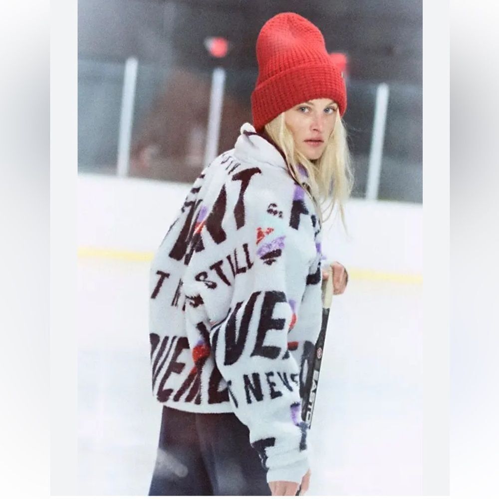 Free People Hit The Slopes
Printed Pullover